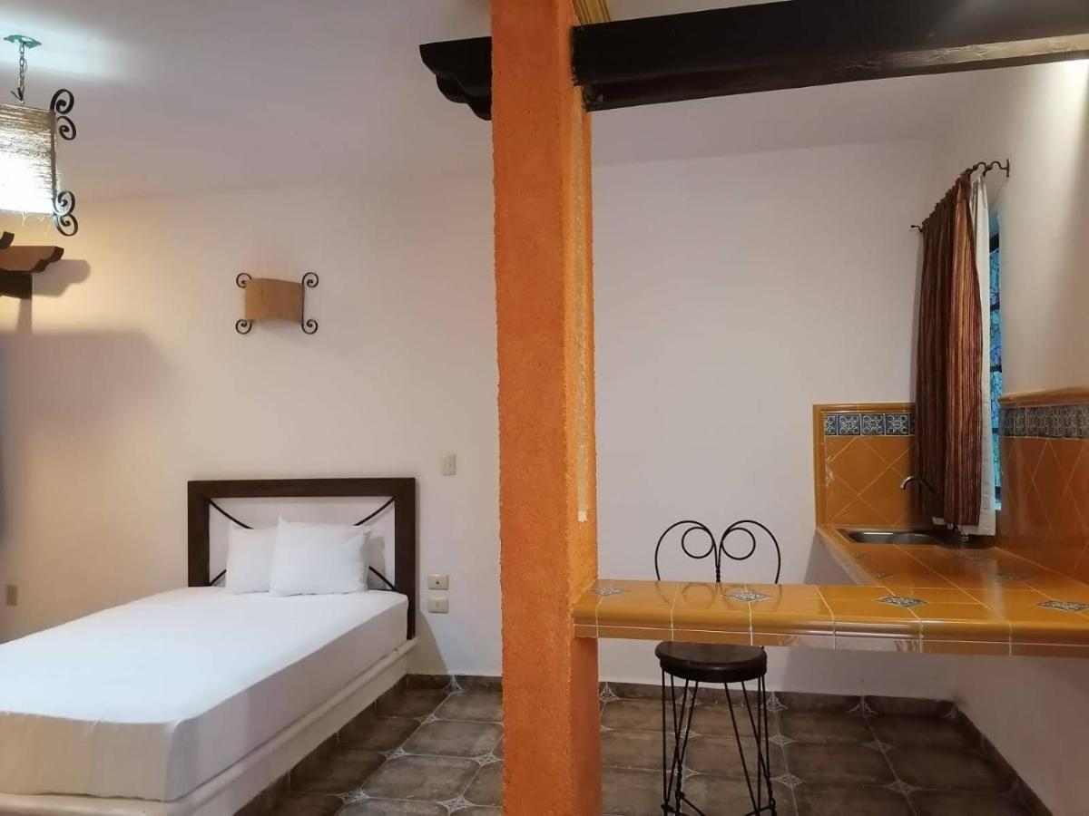 Alux Rooms Плайя-дель-Кармен Екстер'єр фото