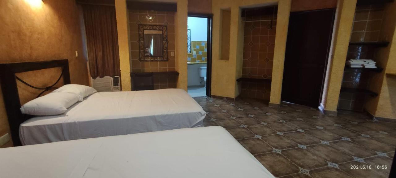 Alux Rooms Плайя-дель-Кармен Екстер'єр фото